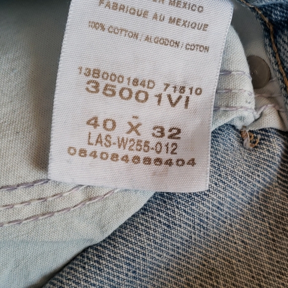 Wrangler - Picture 2 of 2